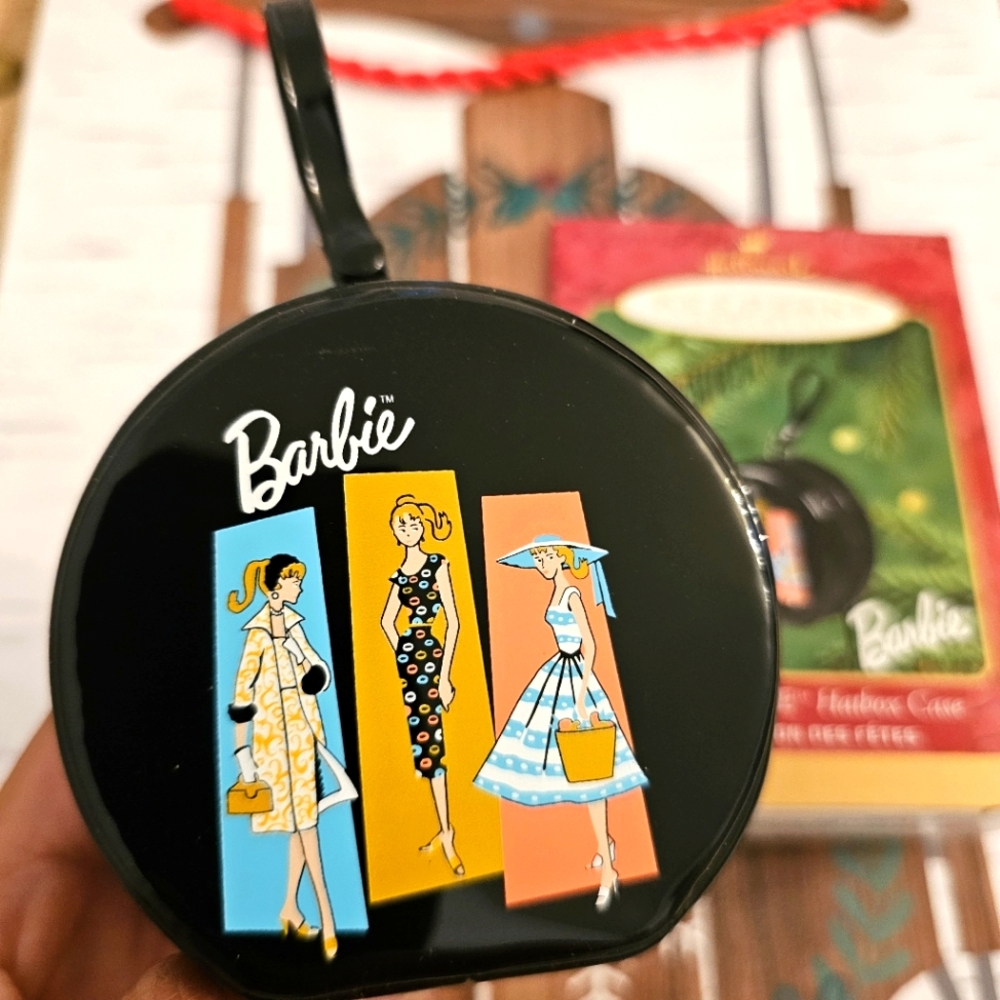 NIB 1961 Barbie Hatbox Case Hallmark Christmas Ornament Vintage 2001